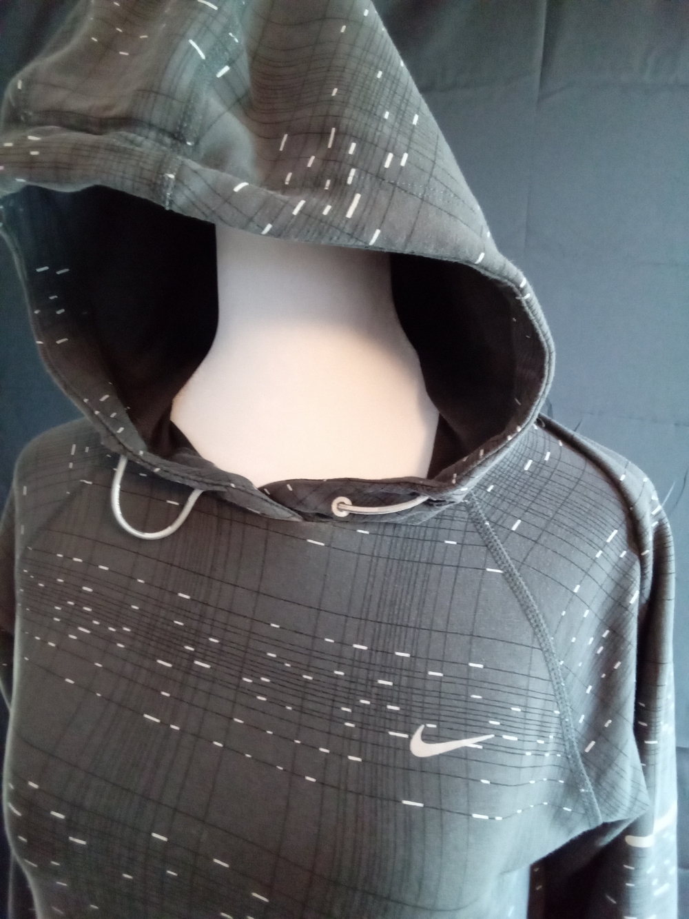Nike Grey Dotted Running Performance Hoodie - Picture 2 of 8